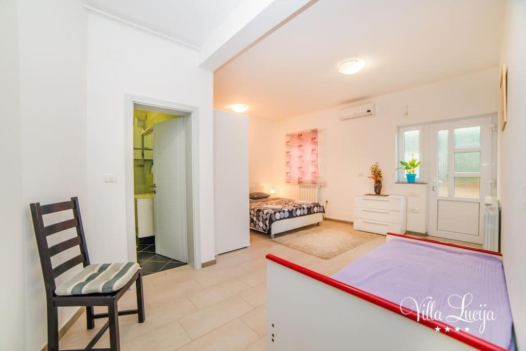 PUY Villa Lucija מראה חיצוני תמונה