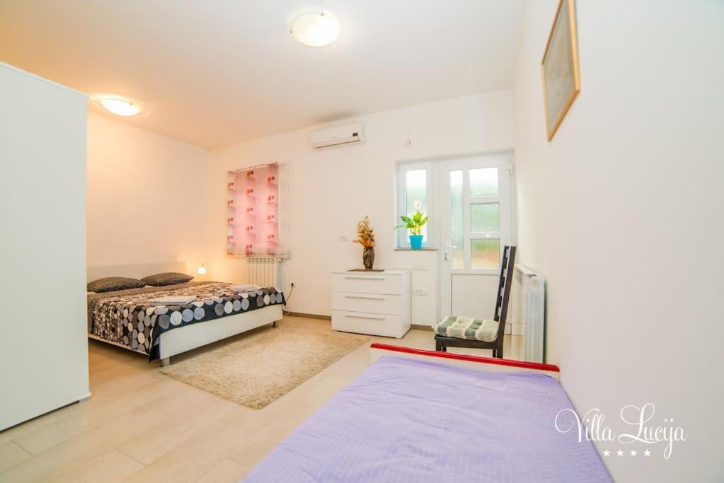 PUY Villa Lucija מראה חיצוני תמונה