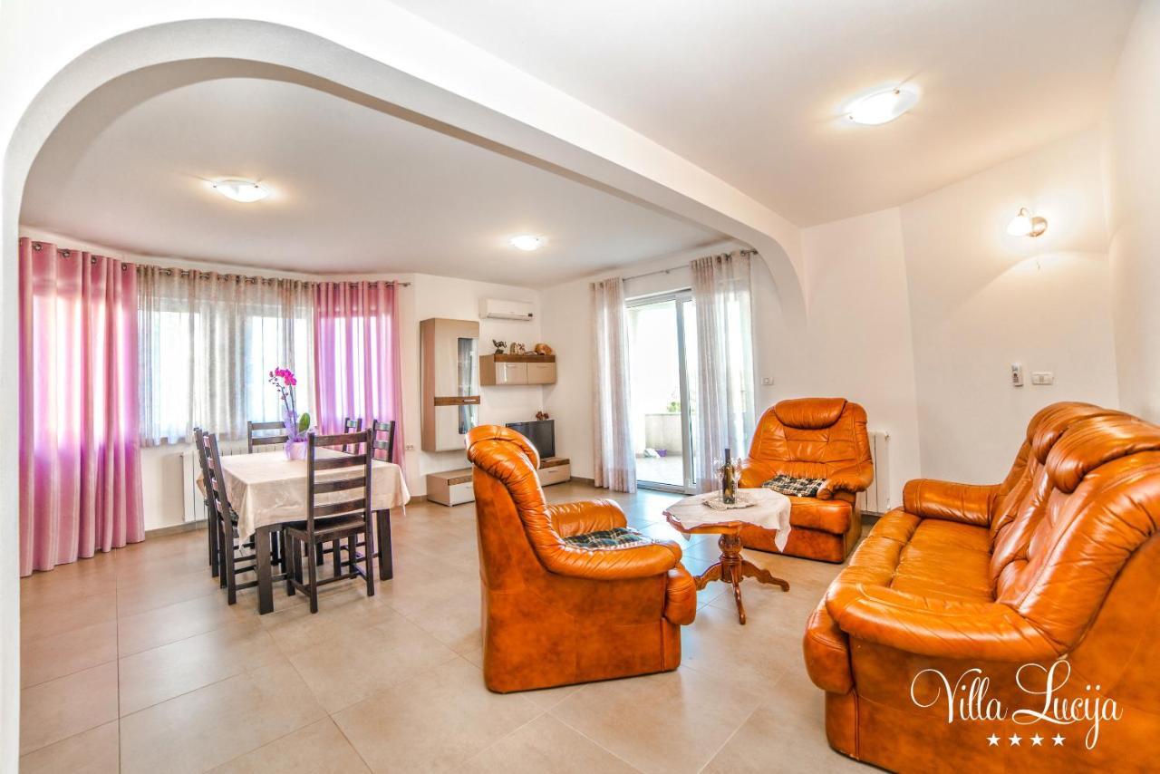 PUY Villa Lucija מראה חיצוני תמונה