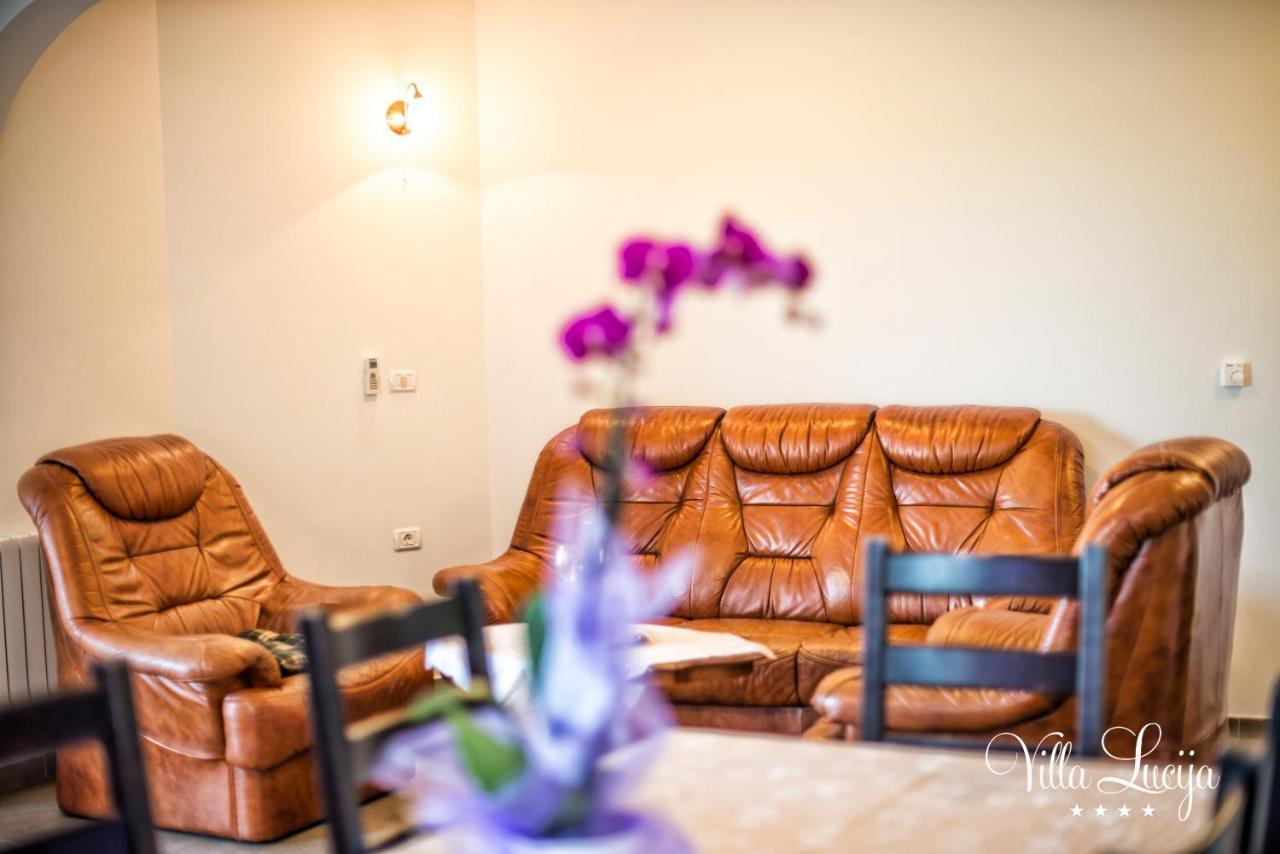 PUY Villa Lucija מראה חיצוני תמונה